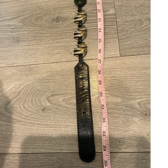 Vtg Liz Claiborne Womens Leather Elephant Belt Fashion Brass Size Medium Black - Picture 3 of 4